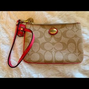NWOT Coach Wristlet